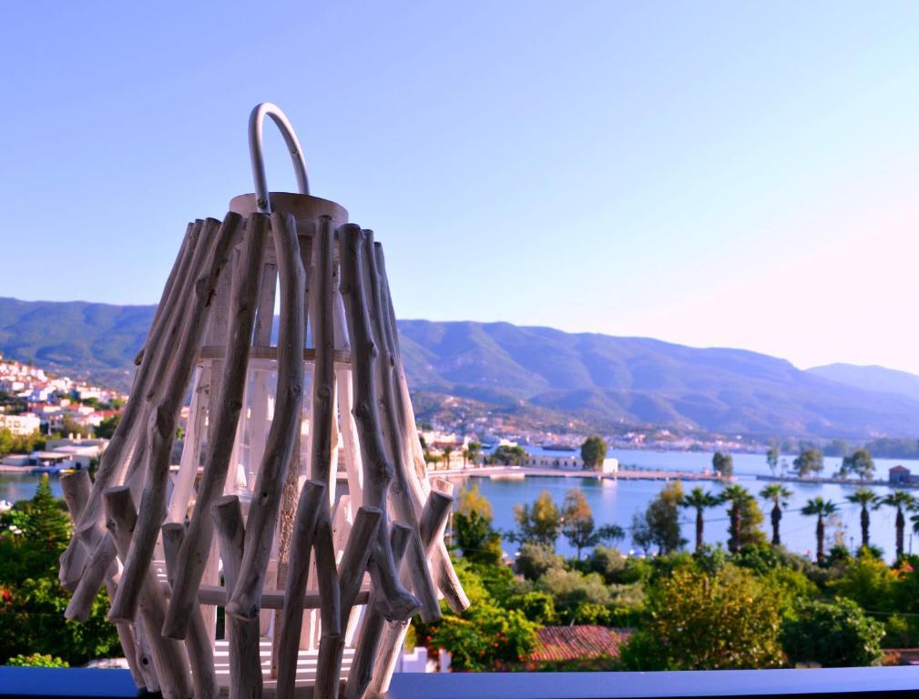 Saga Hotel Poros Town Стая снимка